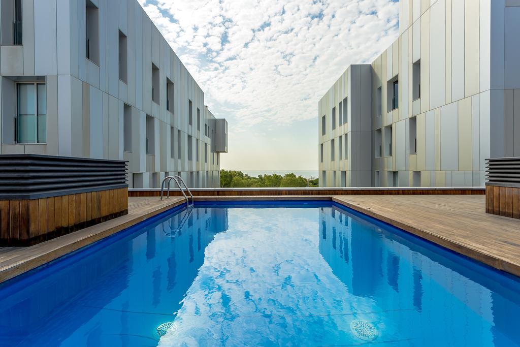 Urban District Apartments - Rambla Suites & Pool Барселона Экстерьер фото