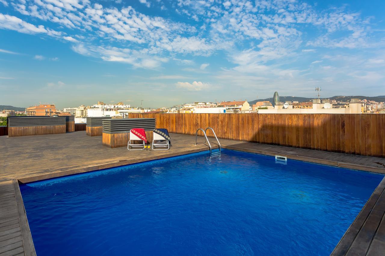 Urban District Apartments - Rambla Suites & Pool Барселона Экстерьер фото